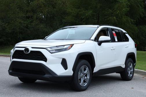 2025 Toyota RAV4 Hybrid LE