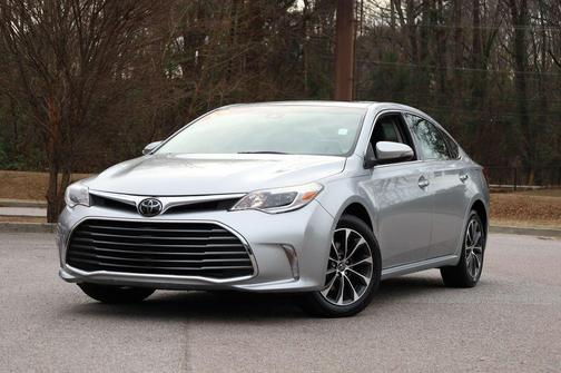 2018 Toyota Avalon XLE Plus