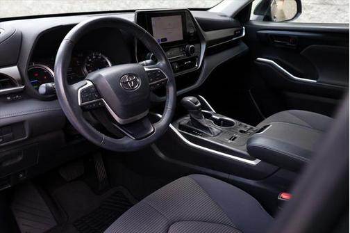 2023 Toyota Highlander Hybrid LE