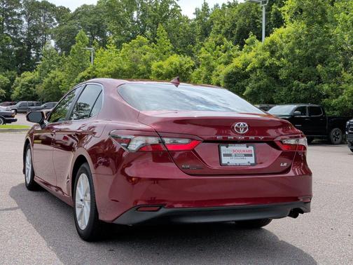 Ruby Flare Pearl 2021 Toyota Camry LE