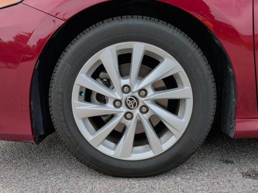 Ruby Flare Pearl 2021 Toyota Camry LE