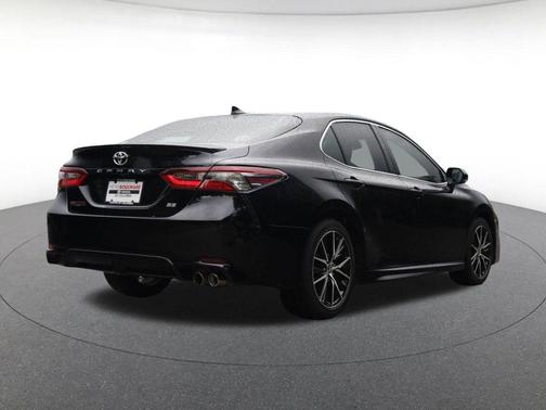 Midnight Black Metallic 2023 Toyota Camry SE