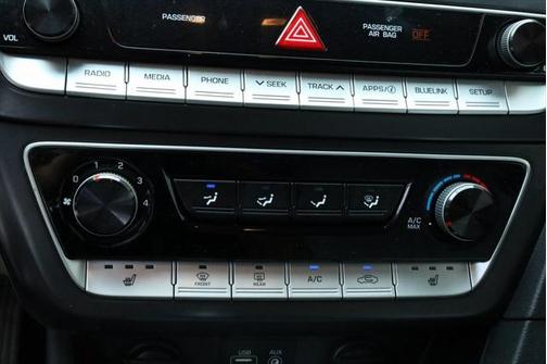 2018 Hyundai SONATA SEL