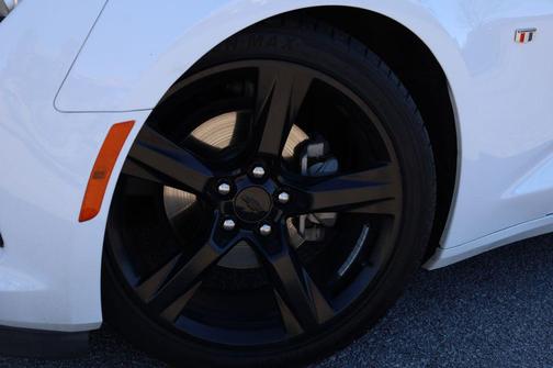 2018 Chevrolet Camaro 1LS