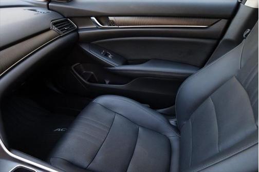 2022 Honda Accord Hybrid Touring