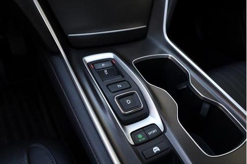 2022 Honda Accord Hybrid Touring