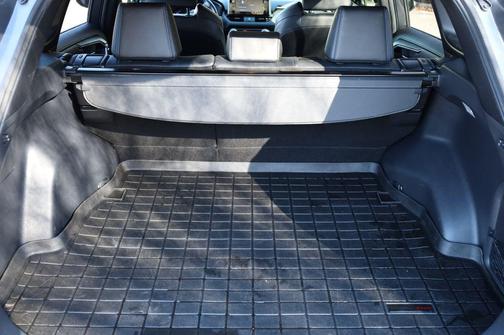 2020 Toyota RAV4 Hybrid SE