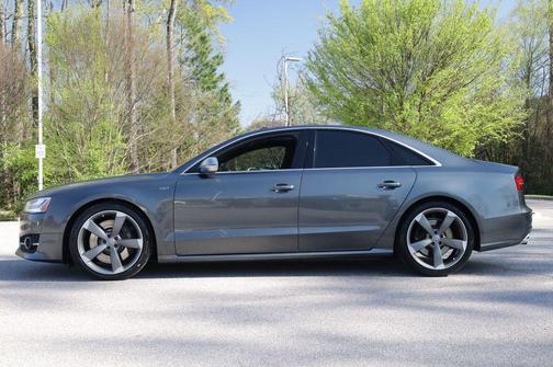 2016 Audi S8 4.0T