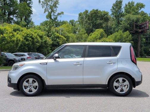 Bright Silver 2017 Kia Soul Base