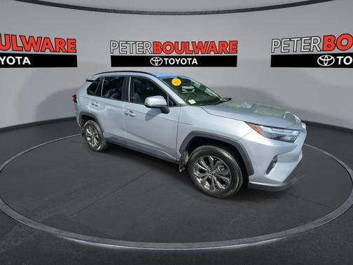 2024 Toyota RAV4 Hybrid XLE Premium