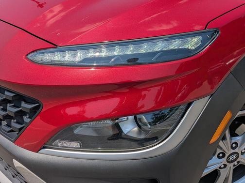 Pulse Red 2022 Hyundai KONA SEL