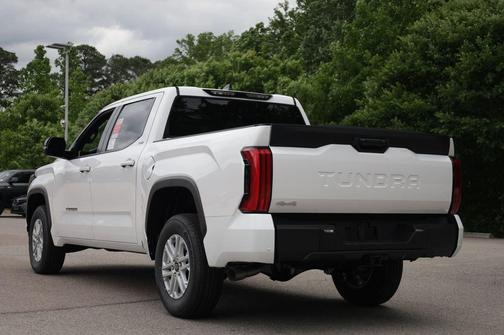 Ice Cap 2026 Toyota Tundra SR5