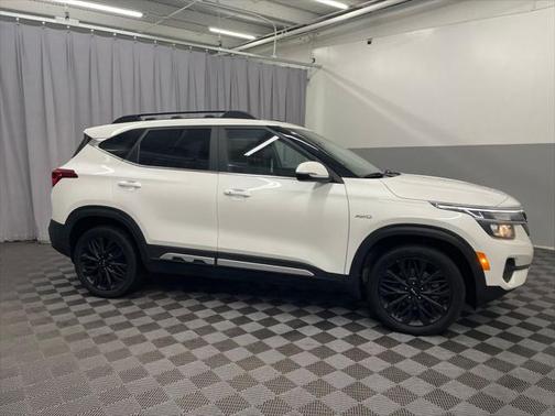 2022 Kia Seltos Nightfall Edition