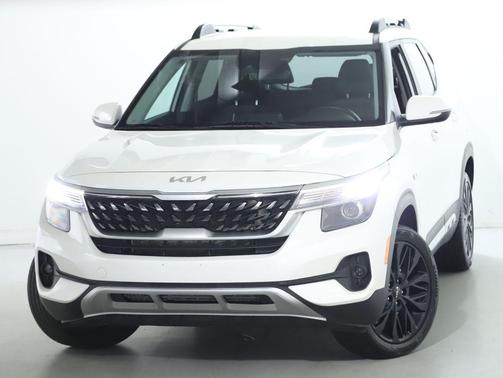 2022 Kia Seltos Nightfall Edition