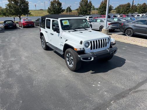 2023 Jeep Wrangler 4-Door Sahara 4x4