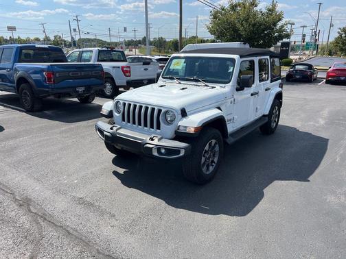 2023 Jeep Wrangler 4-Door Sahara 4x4