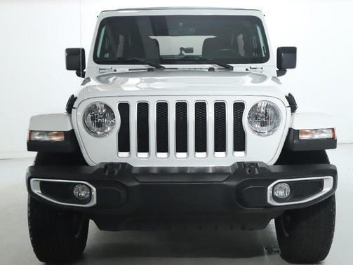 2023 Jeep Wrangler 4-Door Sahara 4x4