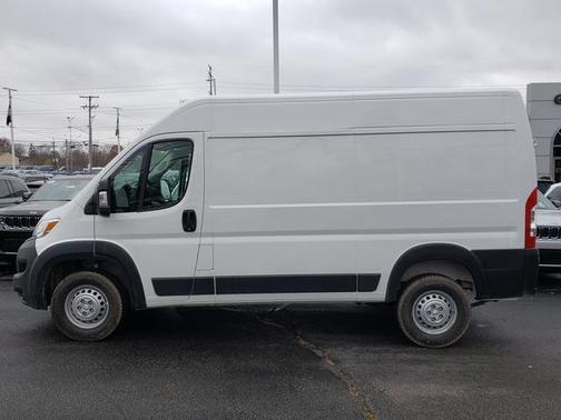 2026 RAM ProMaster 1500 Base