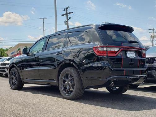 DB Black Clearcoat 2026 Dodge Durango GT Premium AWD HEMI V8