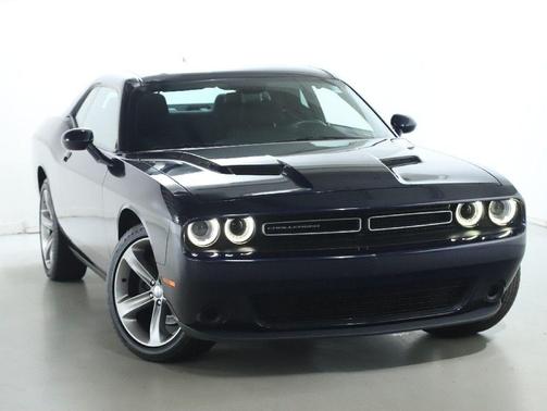 2015 Dodge Challenger SXT