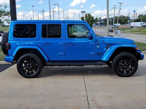 2022 Jeep Wrangler Unlimited Sahara