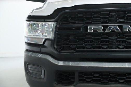 2020 RAM 2500 Tradesman Crew Cab 4X4 6'4' Box