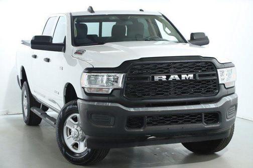 2020 RAM 2500 Tradesman Crew Cab 4X4 6'4' Box