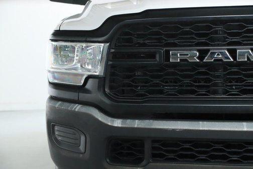 2020 RAM 2500 Tradesman Crew Cab 4X4 6'4' Box