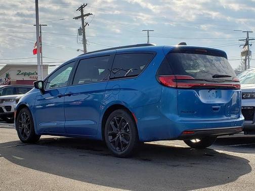 2026 Chrysler Pacifica Limited