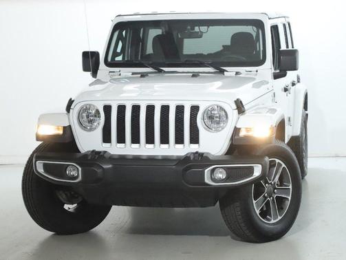 2023 Jeep Wrangler 4-Door Sahara 4x4