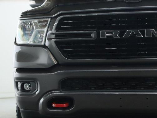 Granite Crystal Metallic Clearcoat 2020 RAM 1500 Big Horn/Lone Star