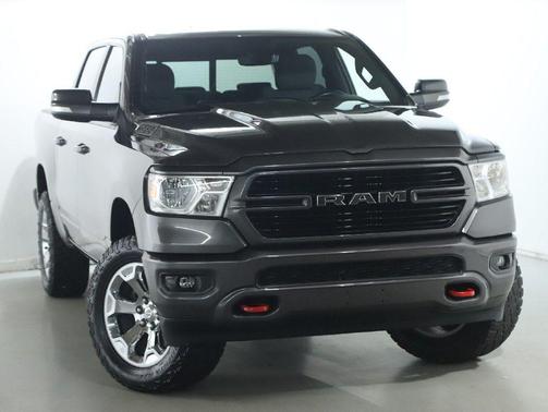 Granite Crystal Metallic Clearcoat 2020 RAM 1500 Big Horn/Lone Star
