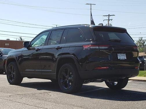 2025 Jeep Grand Cherokee Altitude