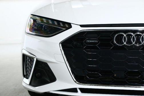 2024 Audi A4 45 S line Premium Plus