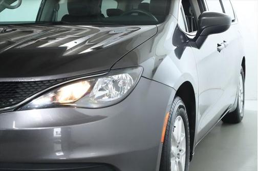 2020 Chrysler Voyager LXI