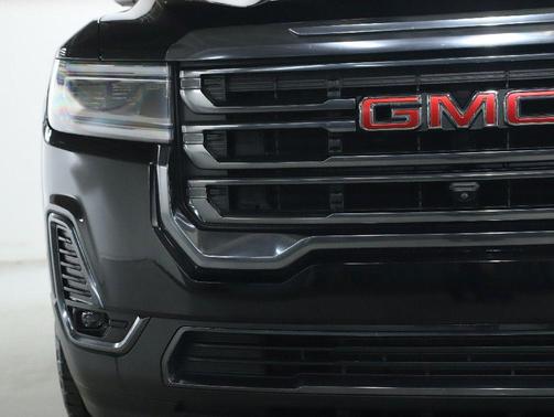 2023 GMC Acadia AWD AT4