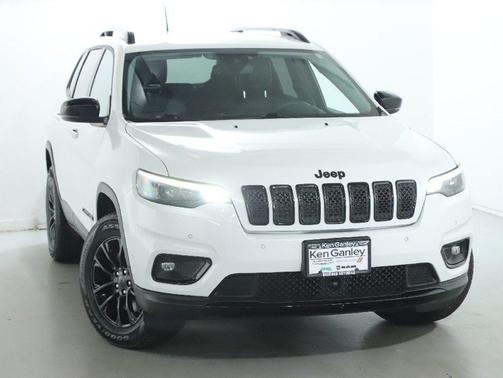 2023 Jeep Cherokee Altitude
