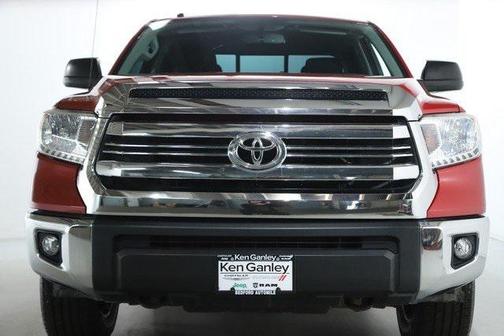 2017 Toyota Tundra SR5