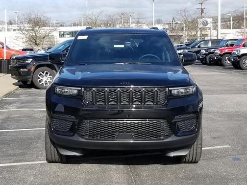 2025 Jeep Grand Cherokee Altitude