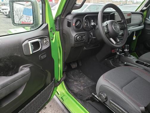 Mojito Clearcoat 2026 Jeep Wrangler Rubicon