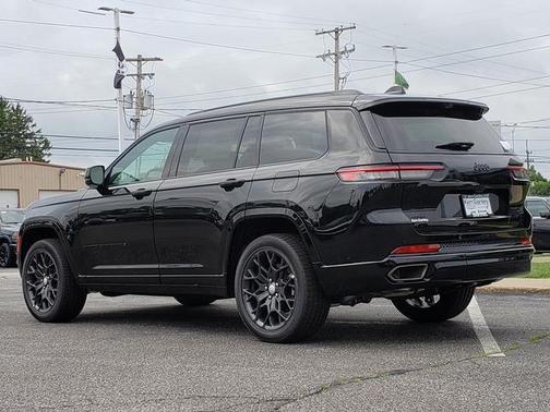 2025 Jeep Grand Cherokee L Summit Reserve