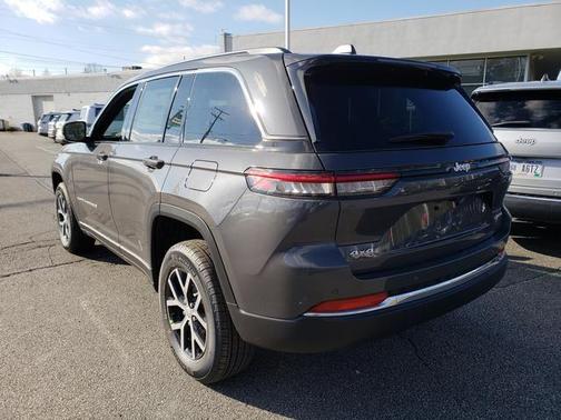 2025 Jeep Grand Cherokee Limited X