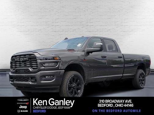 2025 RAM 2500 Big Horn Crew Cab 4x4 8' Box
