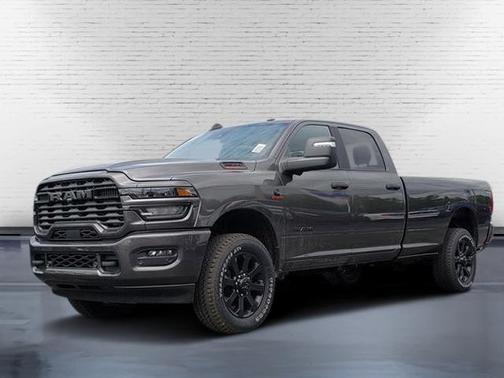 2025 RAM 2500 Big Horn Crew Cab 4x4 8' Box