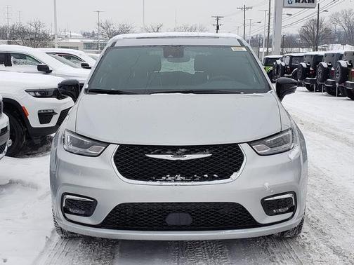 2026 Chrysler Pacifica Limited