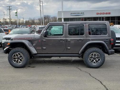 Granite Crystal Metallic Clearcoat 2026 Jeep Wrangler Rubicon