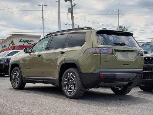 '41 2026 Jeep Cherokee Laredo