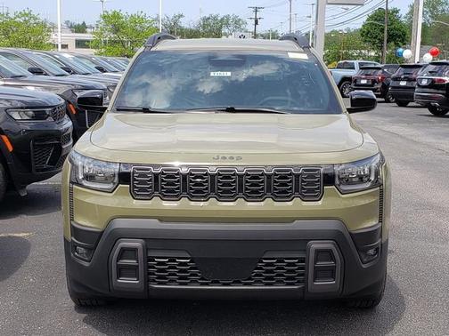 '41 2026 Jeep Cherokee Laredo