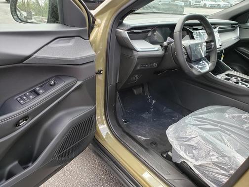 '41 2026 Jeep Cherokee Laredo