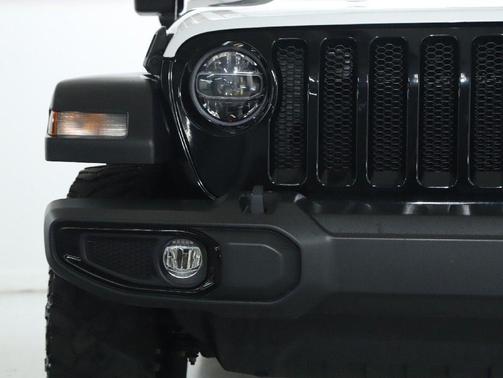 2022 Jeep Wrangler Willys